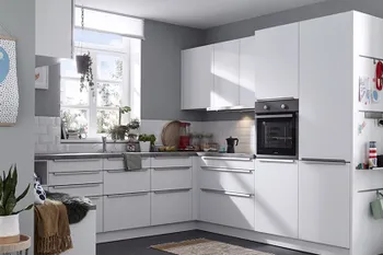 Resopal-Küche in Kristallweiß